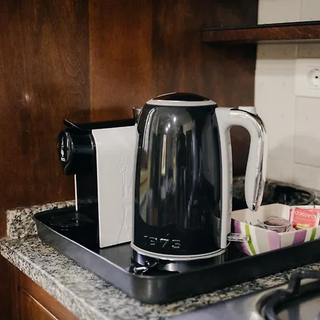 Le Margherite كاستيغليون ديل لاغو